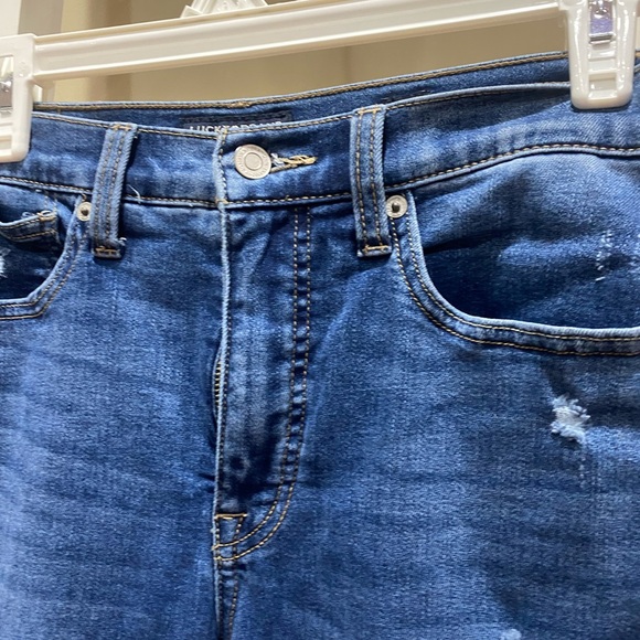 Lucky Brand Women’s Dark Blue Distressed Skinny Jeans – Size 8 / 28 - Picture 3 of 9